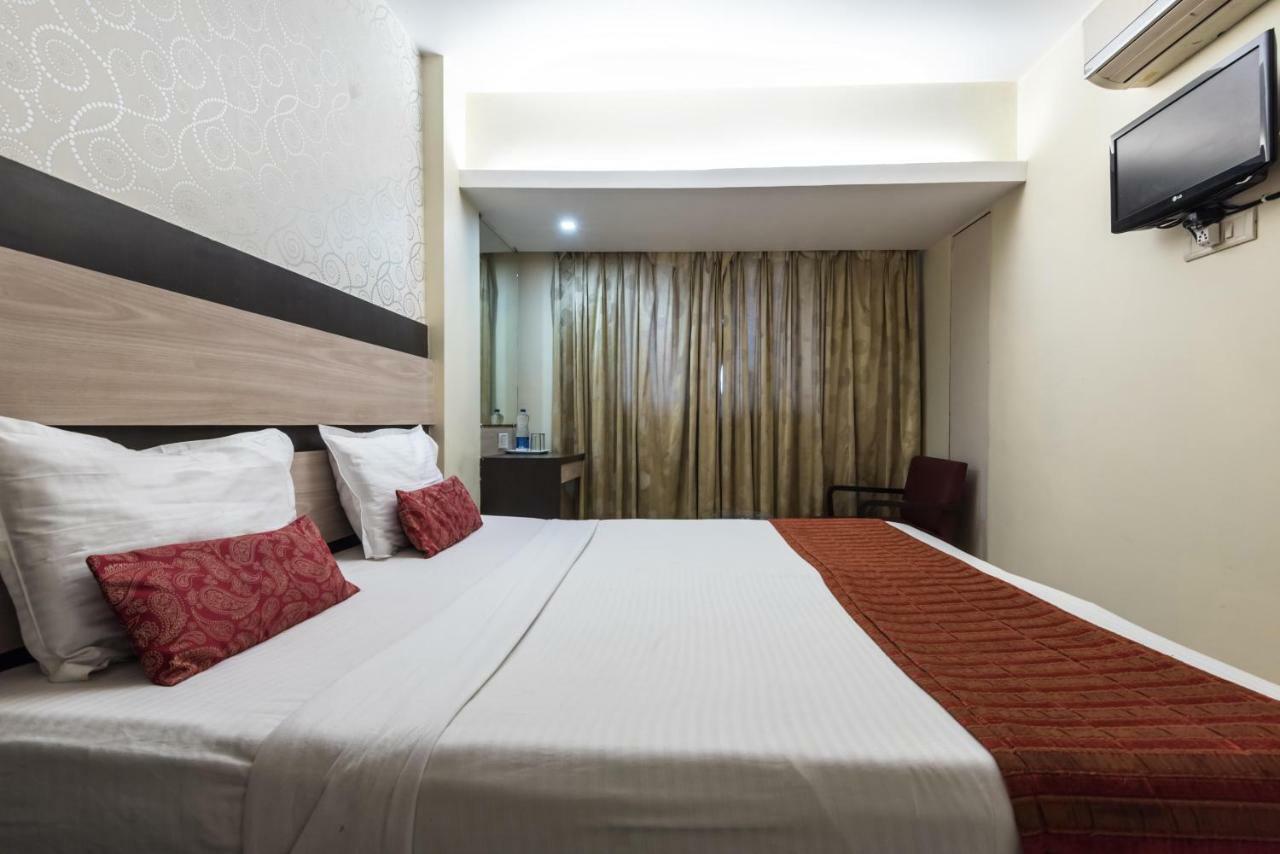 Oyo 3287 Hotel Mansarovar Нави Мумбаи Экстерьер фото
